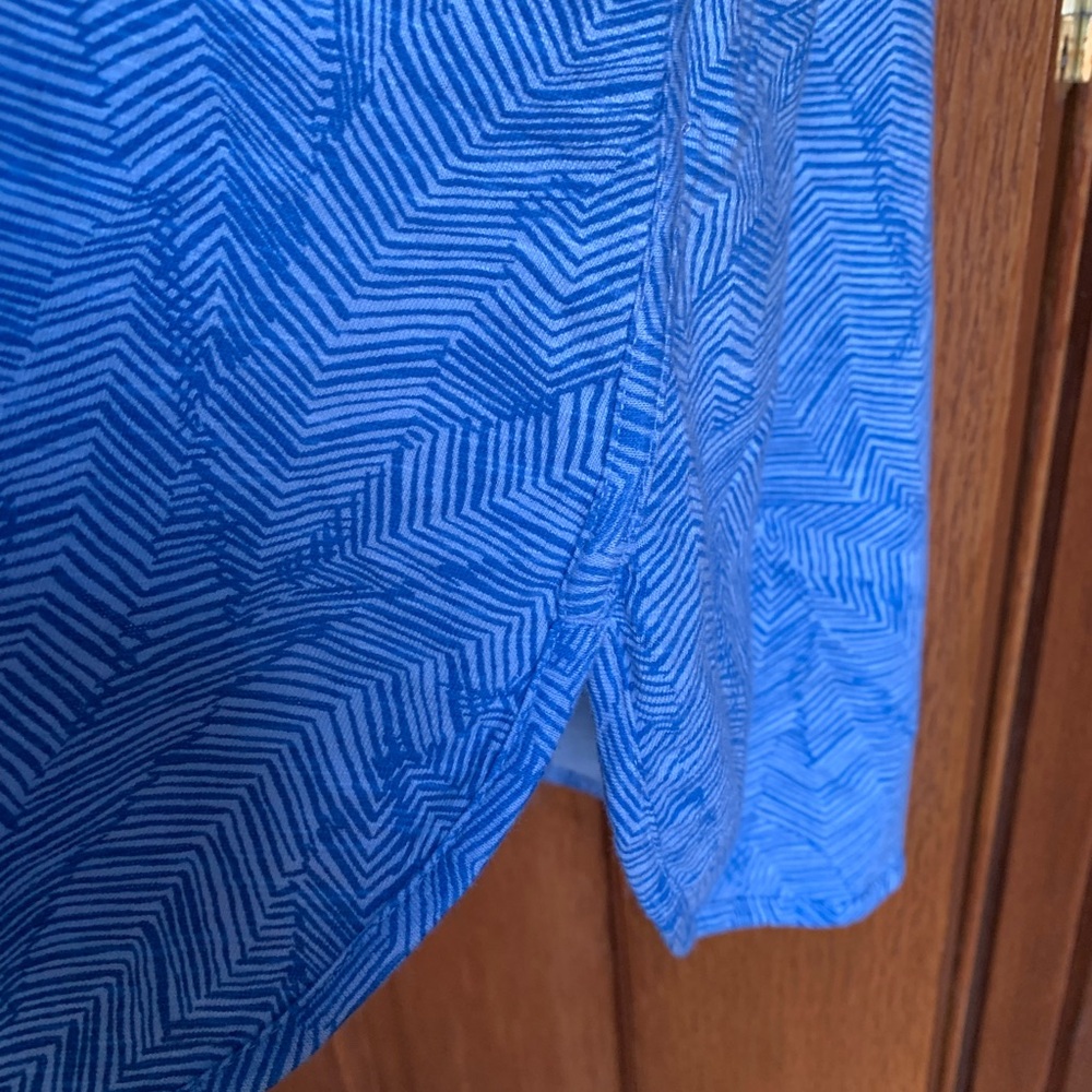 J. Jill Light Blue Geometric Short Sleeve Top – Soft Cotton Blend – Size XL - Picture 4 of 7